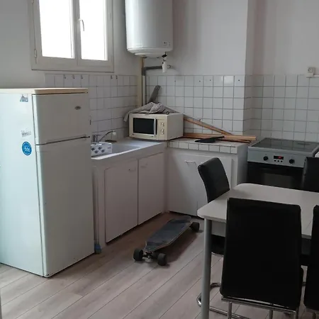 Location T2 Plein Centre Vue Nature Апартаменты Йер